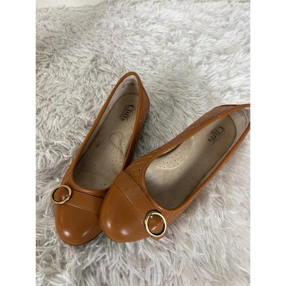 Cliffs by WHITE MOUNTAIN Shoes - Cliffs by White Mountain Clara Brown Ballet Flats Side Buckles 9W